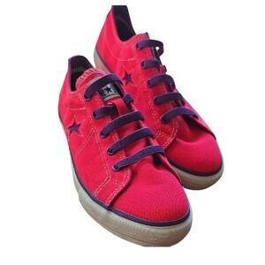 Kids Converse Low Top Sneakers – Pink Canvas with Purple Laces – Size 3